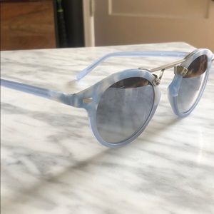 Baby blue mirrored Krewe sunglasses!